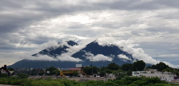 foto:Israel  Flores  Vita - lo hecho en México